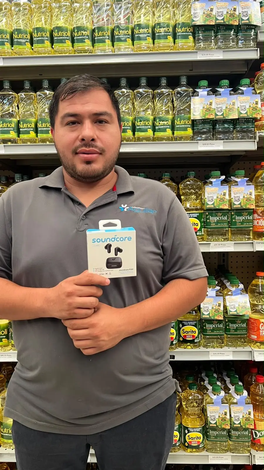 Entrega de premio a Luis Armando Gastelum Chaparro