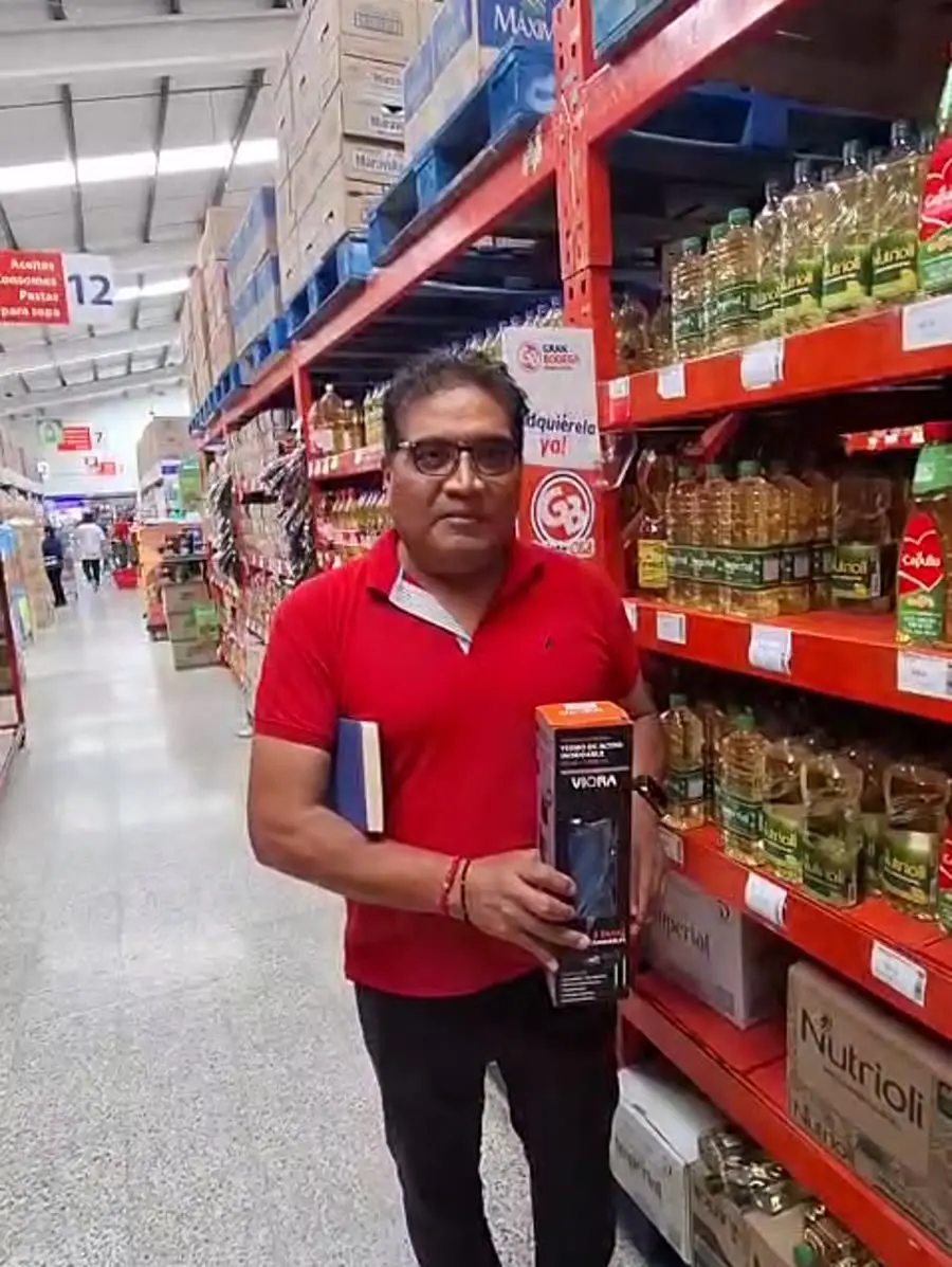 Entrega de premio a Javier Ortega